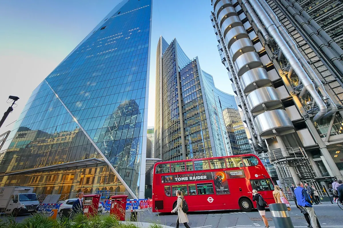London's Best Double-Decker Bus Routes for First-Time Visitors